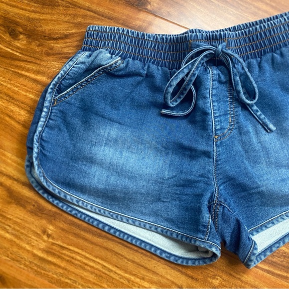 Mossimo Supply Co. Medium Blue Chambray Denim Shorts Size Medium Casual Retro - Picture 3 of 12